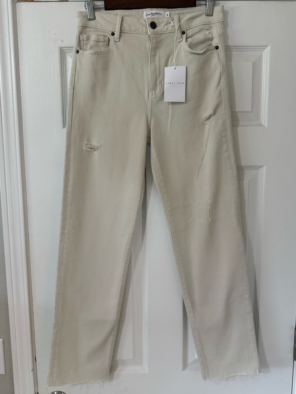 Carly Jean Los Angeles Sea Salt Chrissy Straight-Leg Jeans- Size 5 NWT